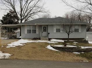 1617 S Pleasant St, Independence, MO 64055