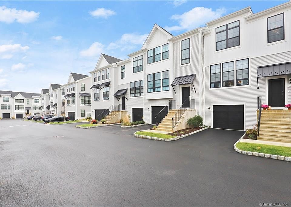 129 Brentwood Cir #129, Danbury, CT 06810 | Zillow