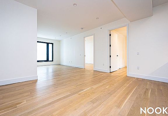 5th image of 250 Gold St #424