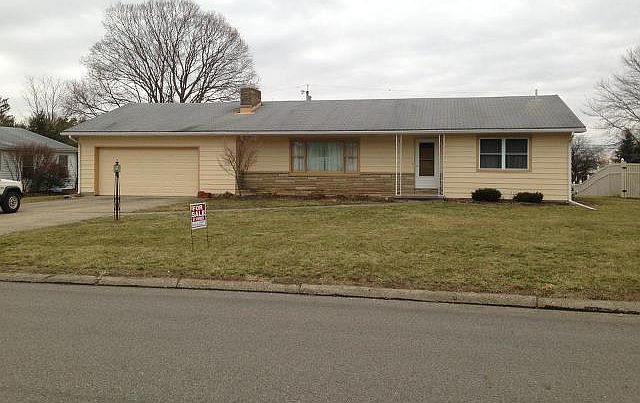 1st image of 804 Garrett Pkwy