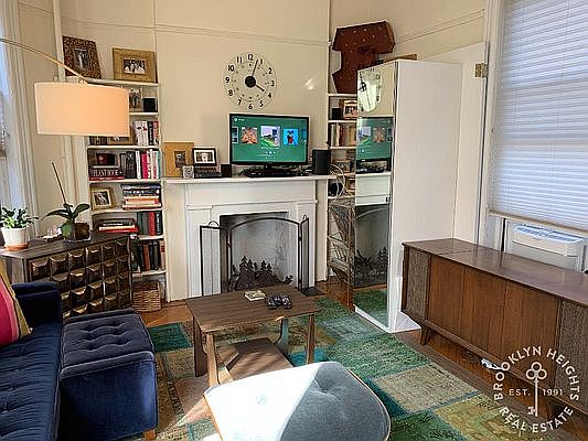 2nd image of 49 Garden Pl #3N