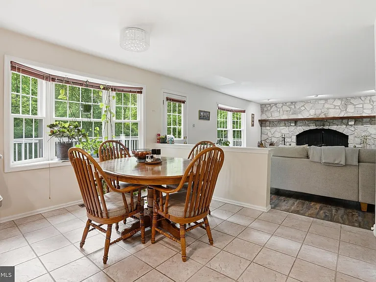 1316 Heller Dr — Photo 18