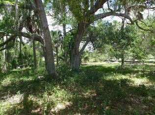 314 Whaley St, Edisto Island, SC 29438
