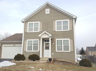 3073 Chalkstone Ave, Elgin, IL 60124