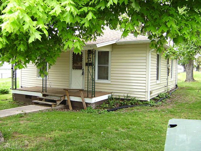 1st image of 329 S Caroline St