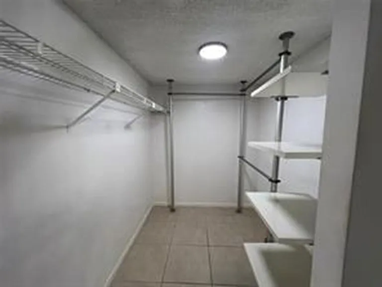 8040 Hampton Blvd #104 — Photo 42