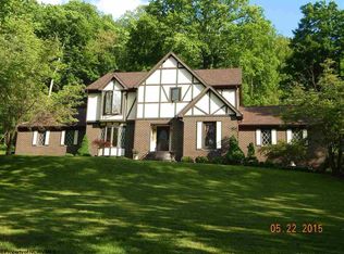 18 History St, Farmington, WV 26571