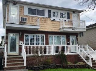 57 Cranford St, Staten Island, NY 10308