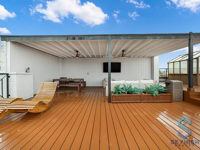 36 Howard Ave #4D — Photo 16