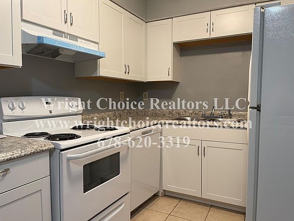 3rd image of 2749 Evans Mill Dr #1