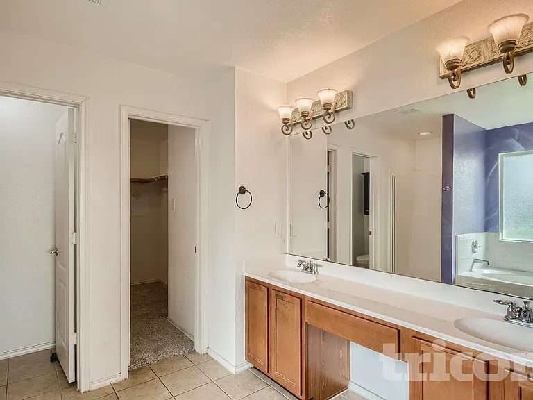3911 Alpha Way — Photo 8