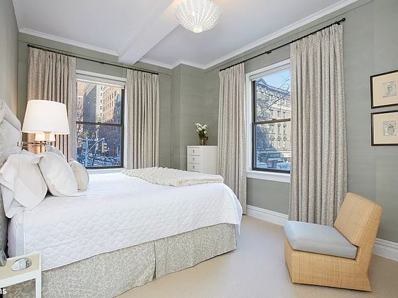 4th image of 1349 Lexington Ave APT 2C