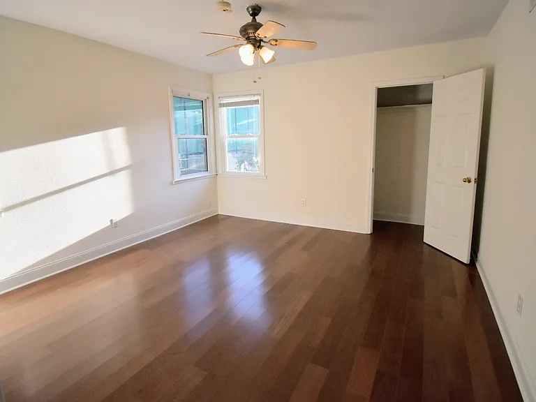 6818 Canal Blvd — Photo 4