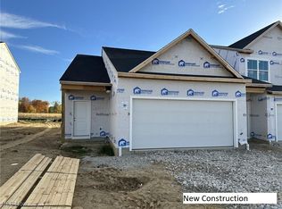 2684 Gala Rd NE, Louisville, OH 44641