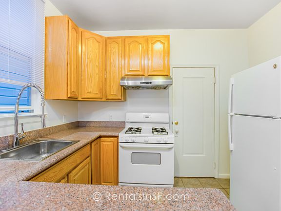 5th image of 1451 Taylor St #7