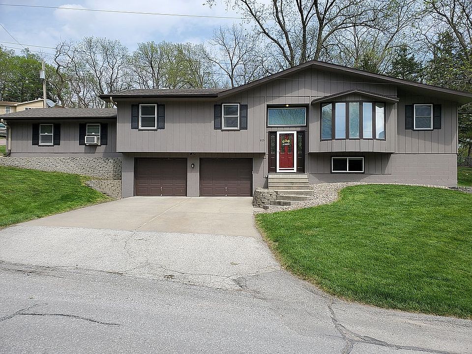 1st image of 805 Valley Dr