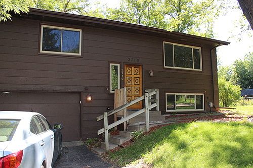2nd image of 2710 Pineview Ln N
