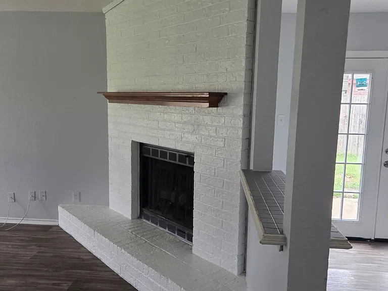 3009 Barnes Dr — Photo 4