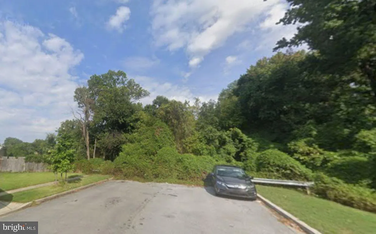 38 W Park Dr photo 1