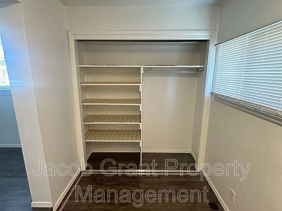 4th image of 520 N Water Ave APT 2