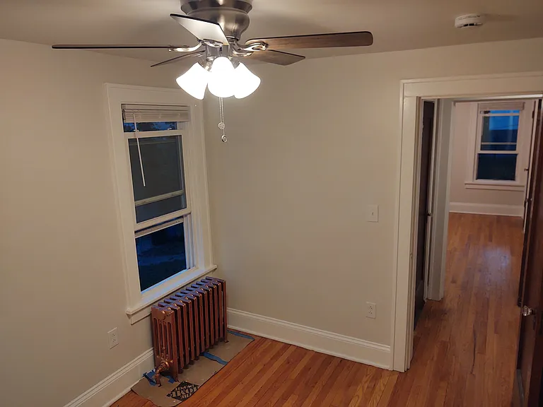 224 S Allen St — Photo 36