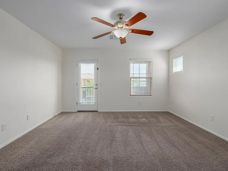 2532 W Corva Dr — Photo 23