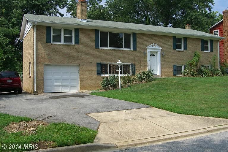 2nd image of 10802 Phillips Dr
