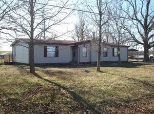 26714 Highway 32, Lebanon, MO 65536