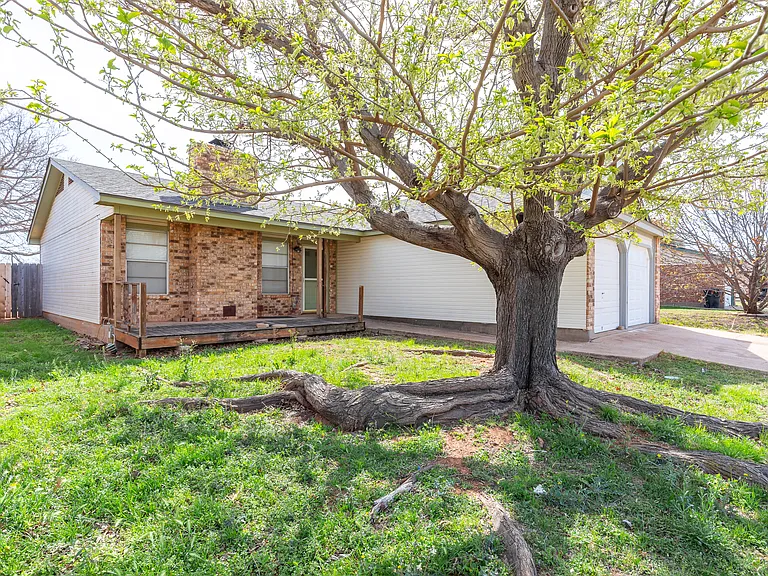 1689 Chachalaca Ln — Photo 33