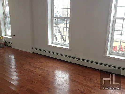 Rented by Highline Residential | media 7