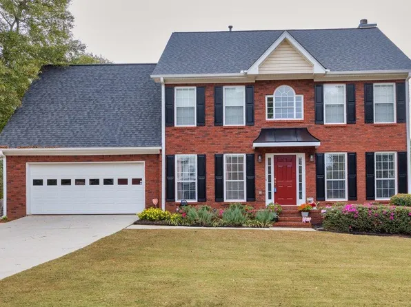 226 Graymist Ln, Loganville, GA 30052