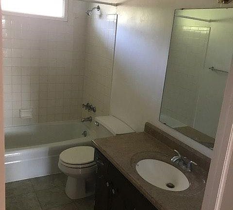 3rd image of 1407 E Glen Ave APT 2