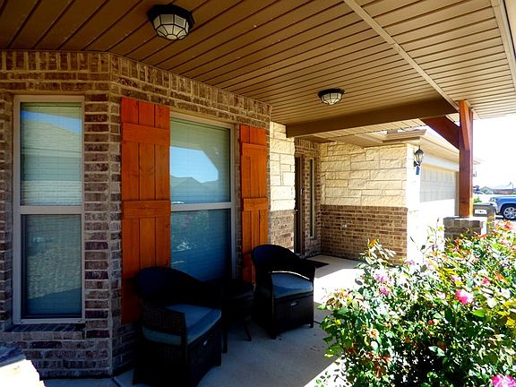 4th image of 6902 Cowboy Dr