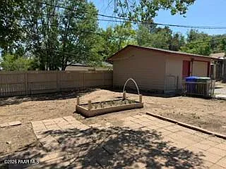 1205 Stetson Rd — Photo 11