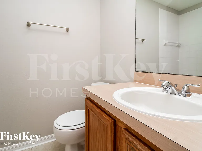 421 Dove Dr — Photo 10