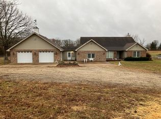1795 Highway Dd, Cuba, MO 65453