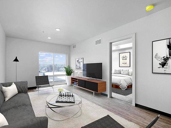 2nd image of 2050 S Cherokee St #514