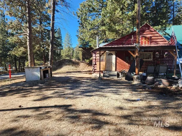 4363 N Pine Featherville Rd, Mountain Home, ID 83647