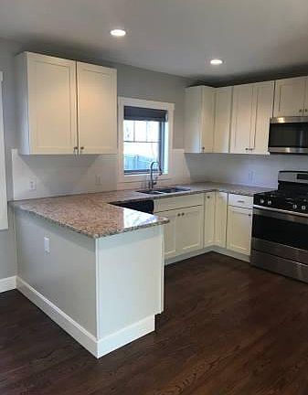 3rd image of 4742 W 61st Ter