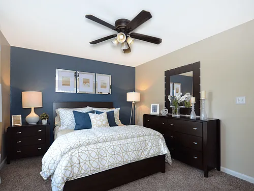 Flats at Hurstbourne Photo 1