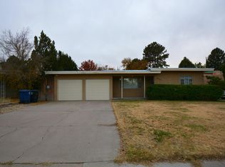 3828 La Hacienda Dr NE, Albuquerque, NM 87110