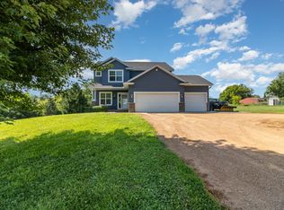 3410 Boulder Trl, Webster, MN 55088