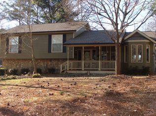 4131 Oak Stone Dr, Douglasville, GA 30135