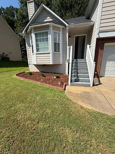 4 bed, 2.5 bath, 1496 sqft, $2,150 — Photo 2