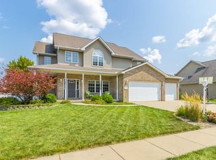 1723 Sycamore, Washington, IL 61571