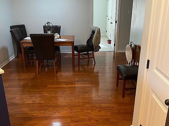Kitchen to dining room