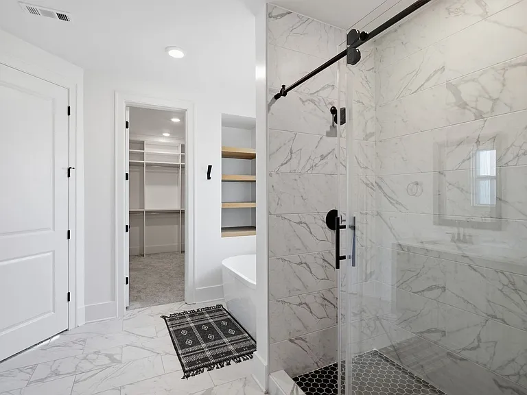 7628 Delancey Dr — Photo 13