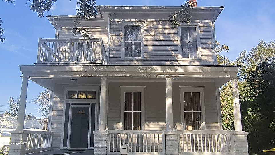 1st image of 1110 E Park Ave