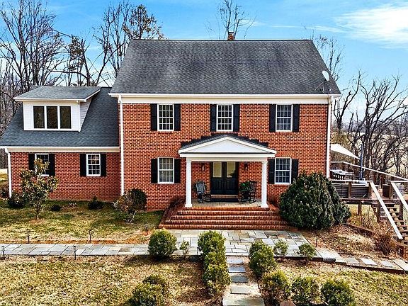 2nd image of 777 Emmaeus Rd