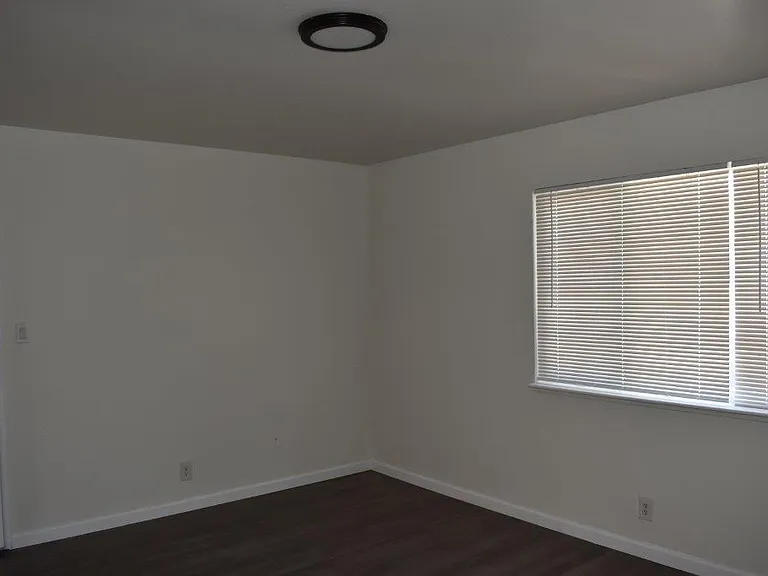 27942 Manon Ave #C — Photo 5